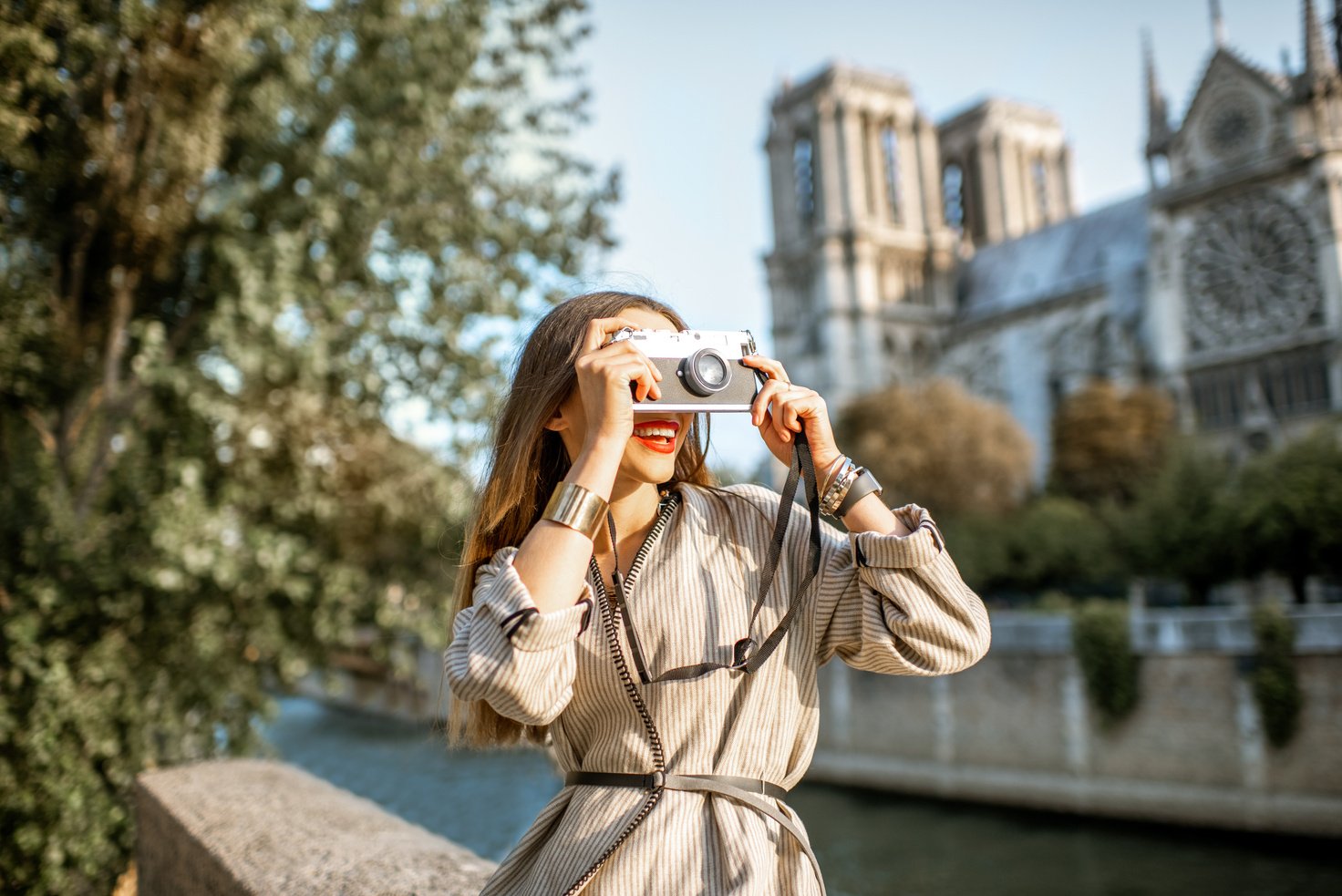 Woman traveling in Paris